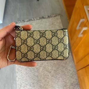 Gucci Ophidia Key Case in Beige + Navy